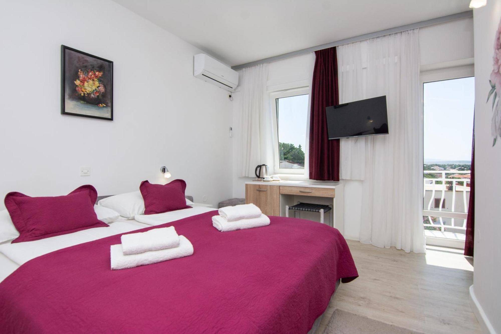 Hotel Vicko Starigrad Paklenica Exterior photo